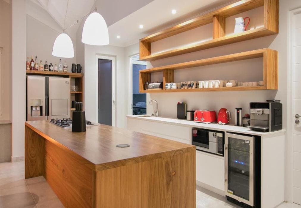 Pezula A Piece of Paradise  AR27