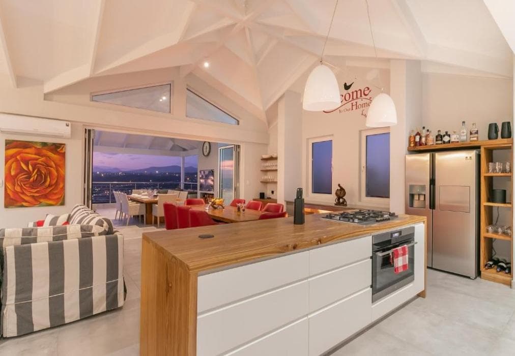 Pezula A Piece of Paradise  AR27