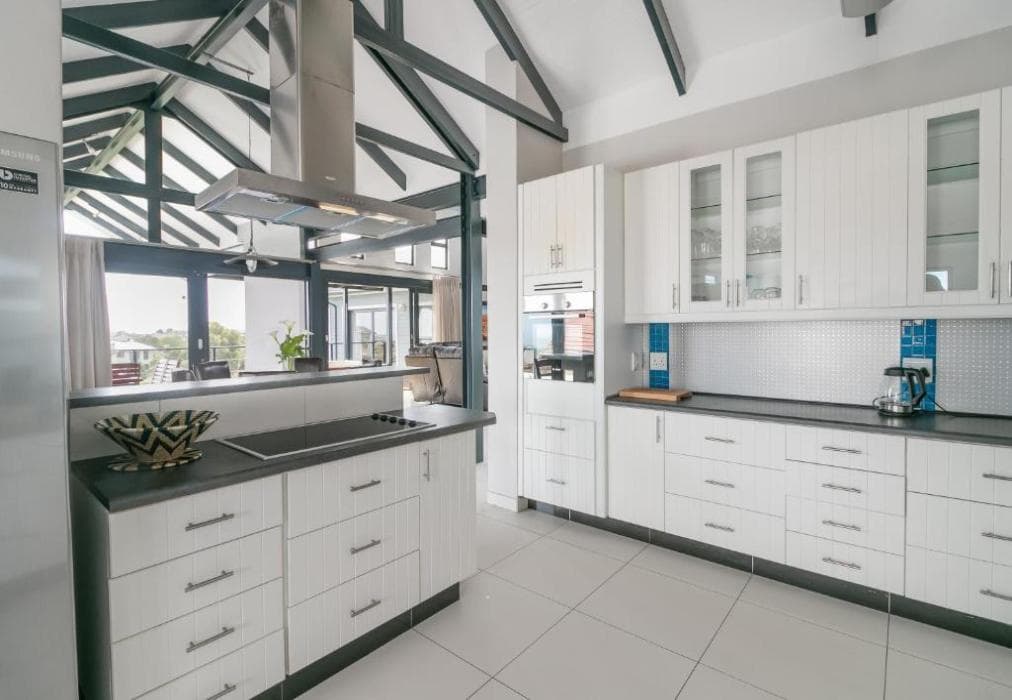 Pezula Ocean  Valley Views  FC14