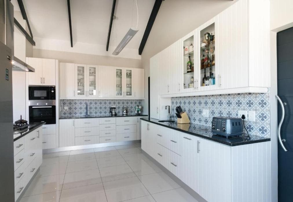 Pezula Ocean  Valley Views  FC14