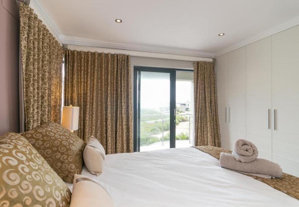 Pezula Maritime Luxury  MT55