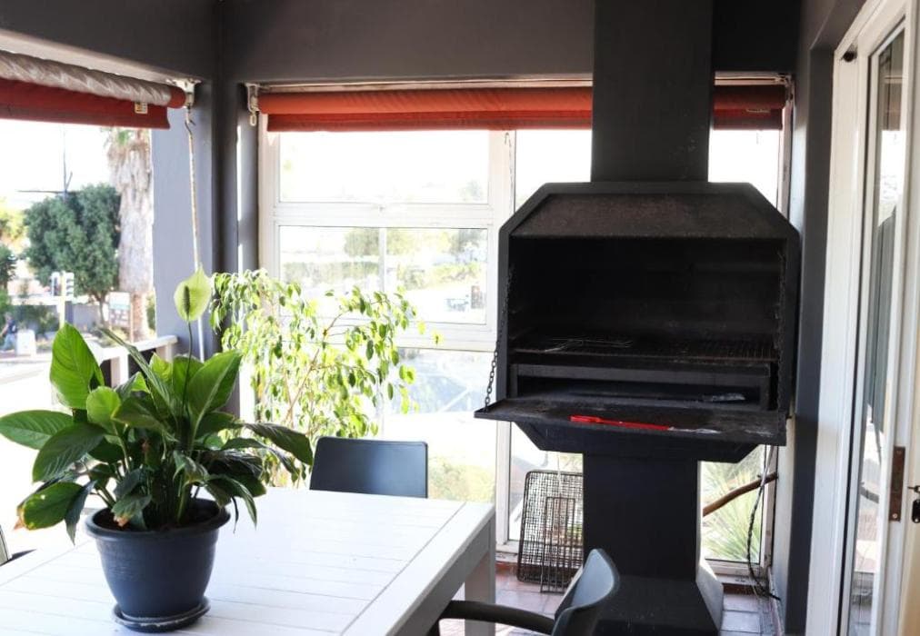 Waterfront Delight  GR1