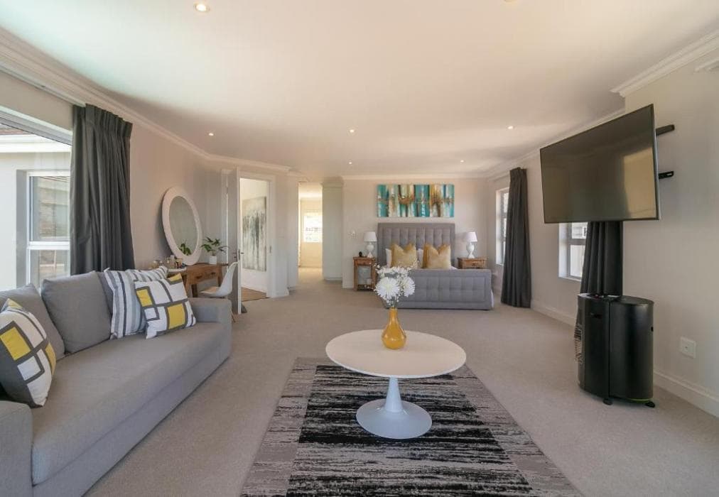 Pezula  Indian Ocean Splendour  MT8