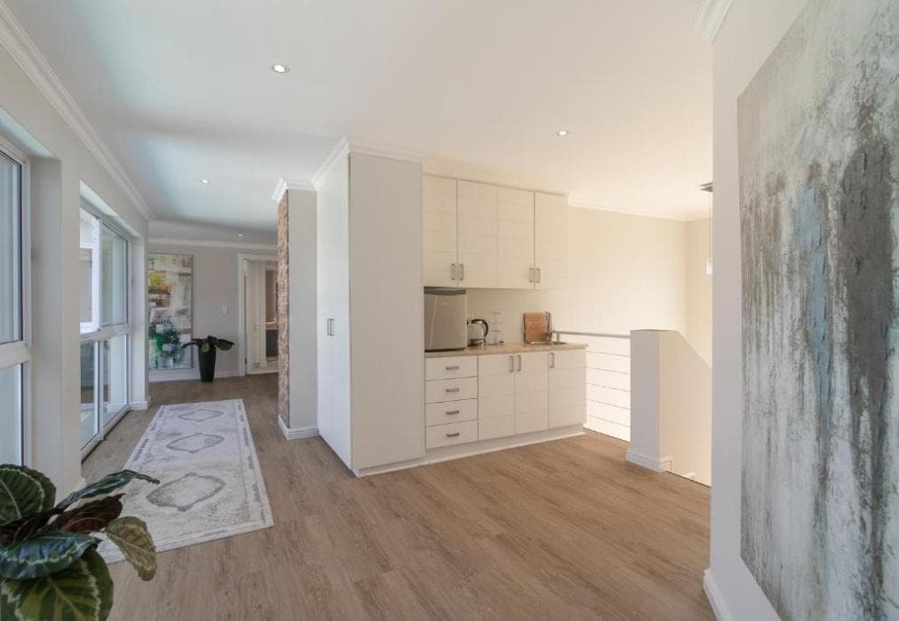 Pezula  Indian Ocean Splendour  MT8