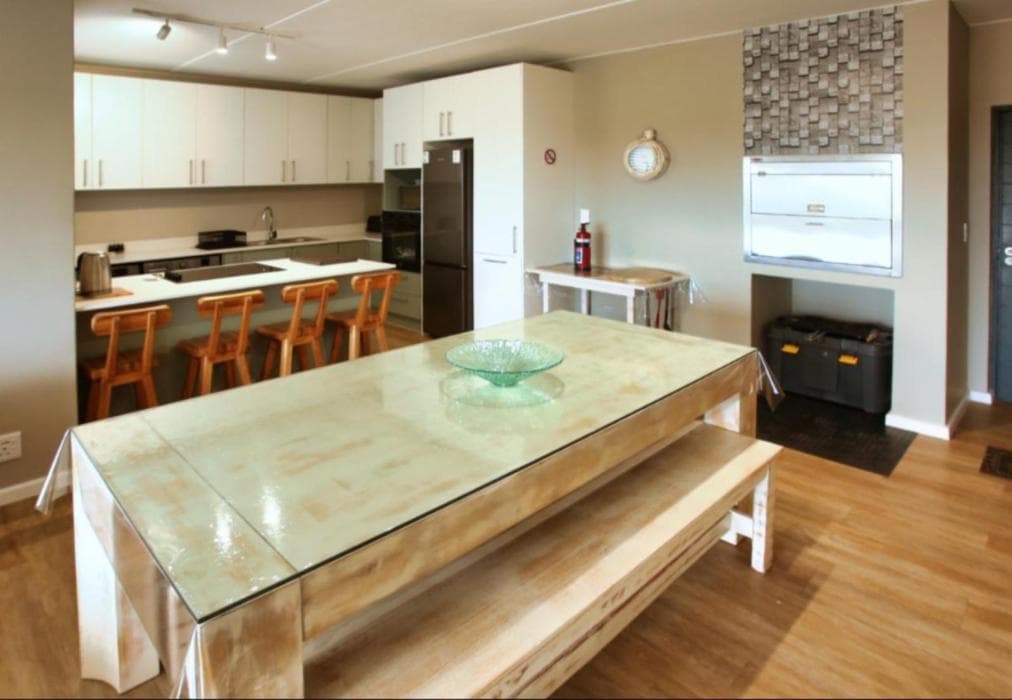 Nivica 34 Langebaan 4 Sleeper