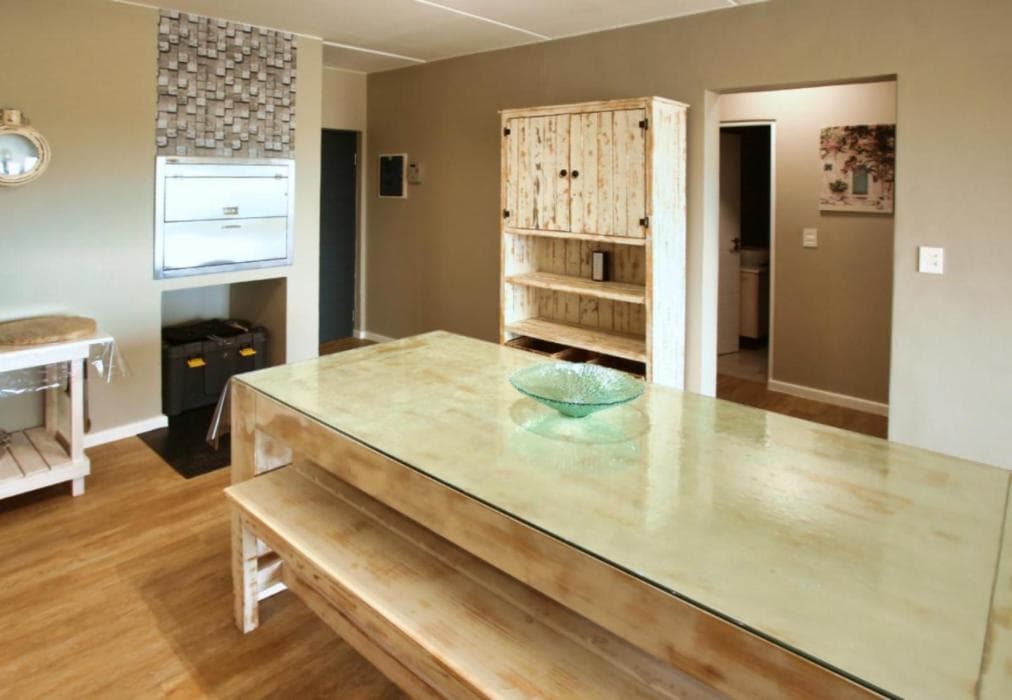 Nivica 34 Langebaan 4 Sleeper