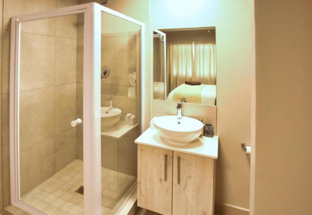 Nivica 34 Langebaan 4 Sleeper