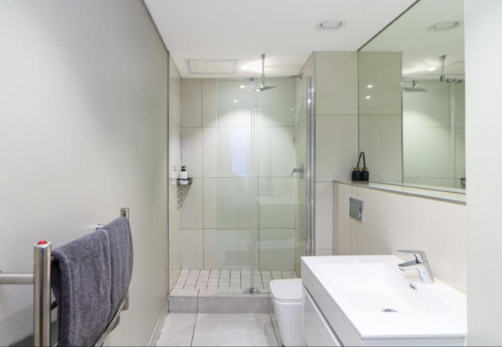 The Docklands 117 by CTHA