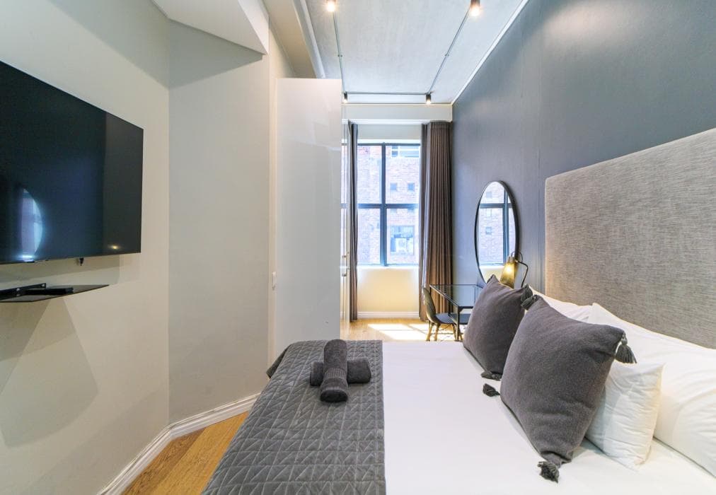 The Docklands 117 by CTHA