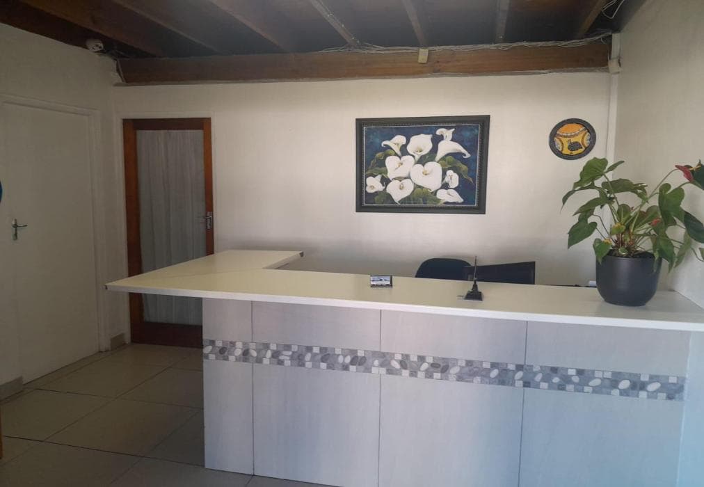 Crows Nest Self Catering  Accommodation