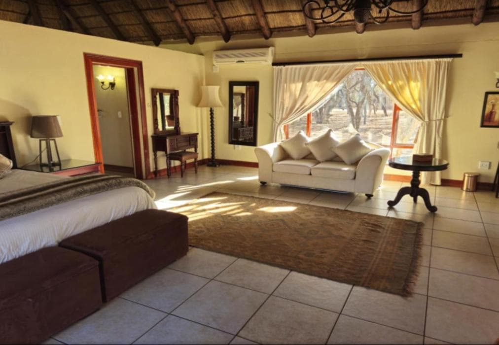 Phakela Private Game Lodge