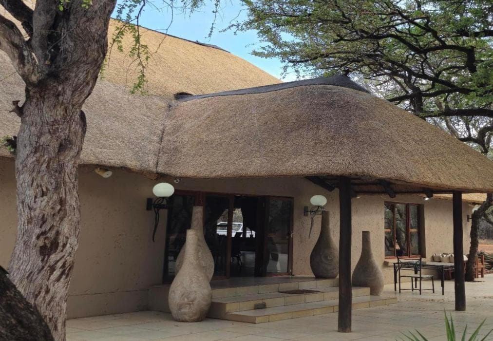 Phakela Private Game Lodge