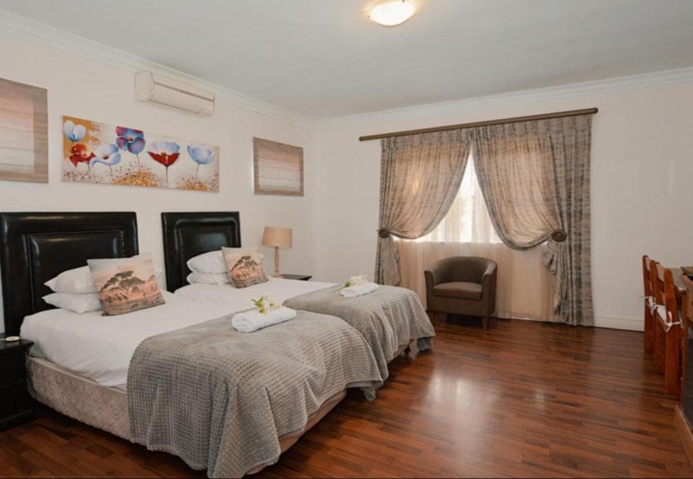 Albatross Guest House Bantry Bay