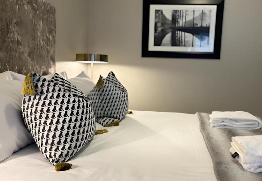 Meerendahl Luxury Apartments Heritage Square