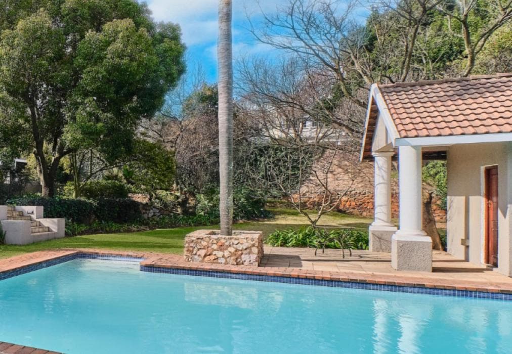 Rose Road Manor Houghton Estate