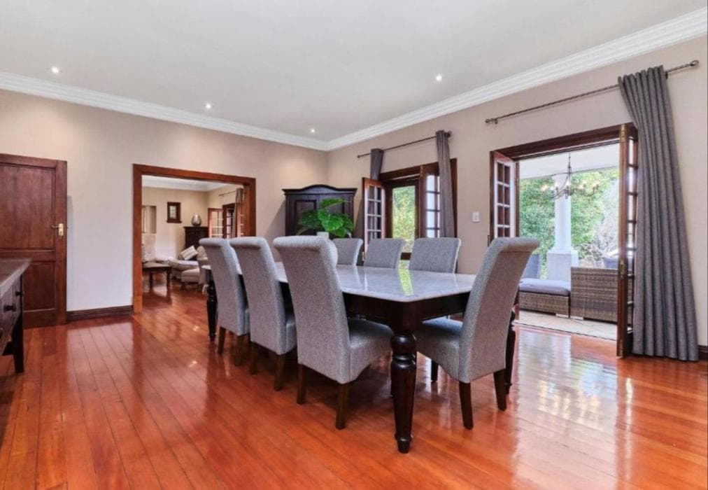 Rose Road Manor Houghton Estate