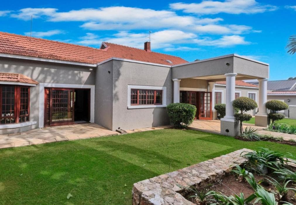 Rose Road Manor Houghton Estate