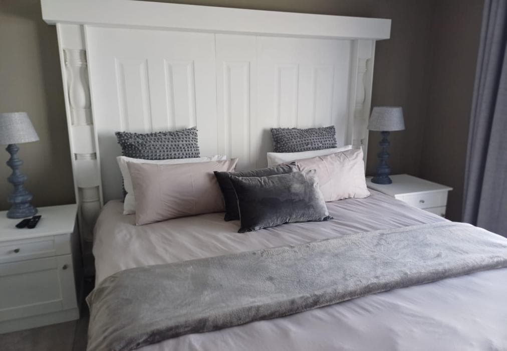 Pinnacle Point Units