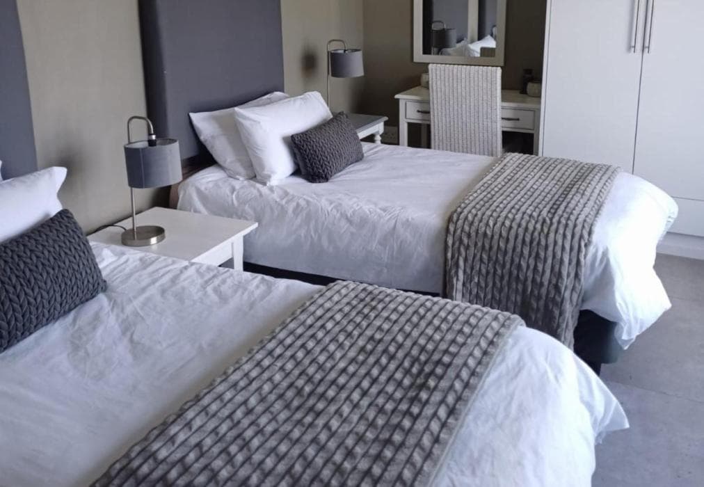 Pinnacle Point Units