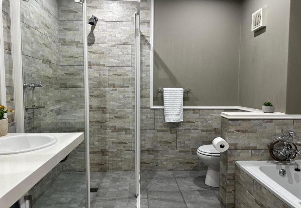 Pinnacle Point Units