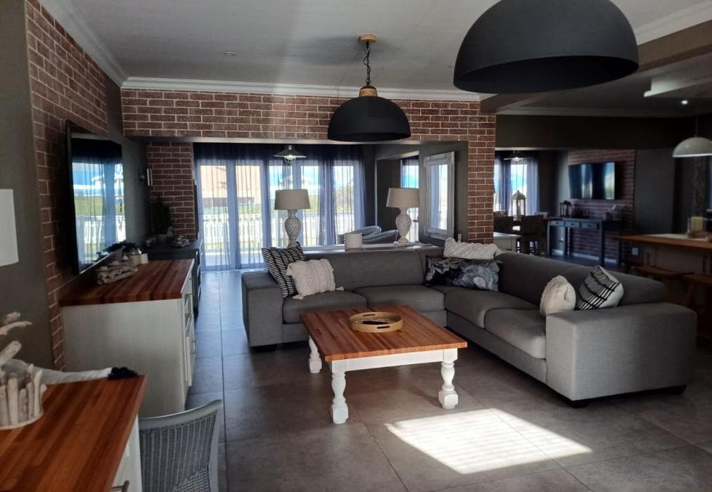 Pinnacle Point Units