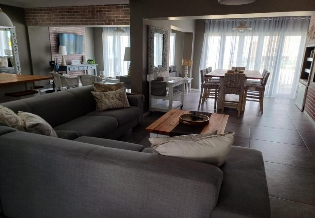 Pinnacle Point Units