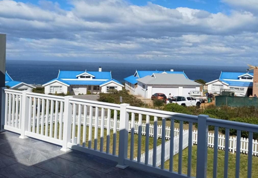 Pinnacle Point Units