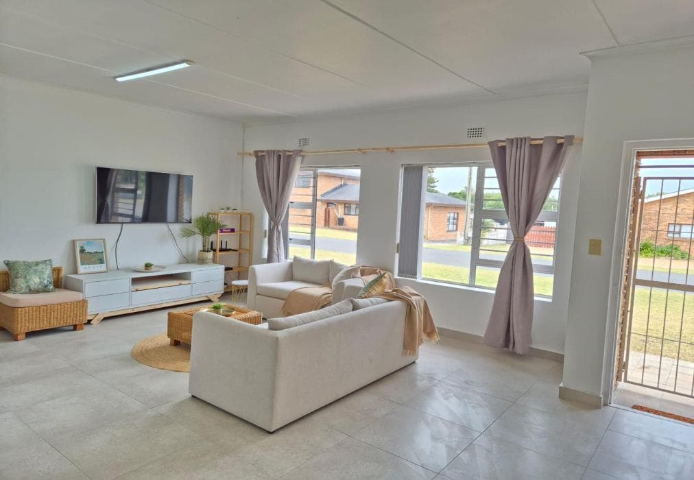 Hello Home Struisbaai