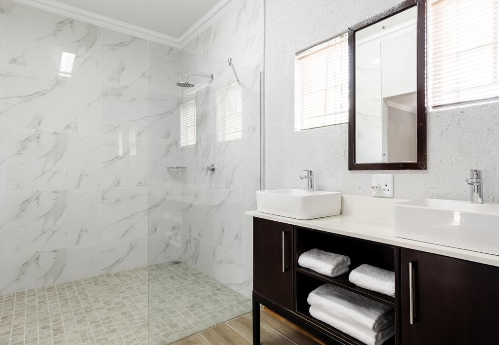 Point R40 Lodge  Self Catering