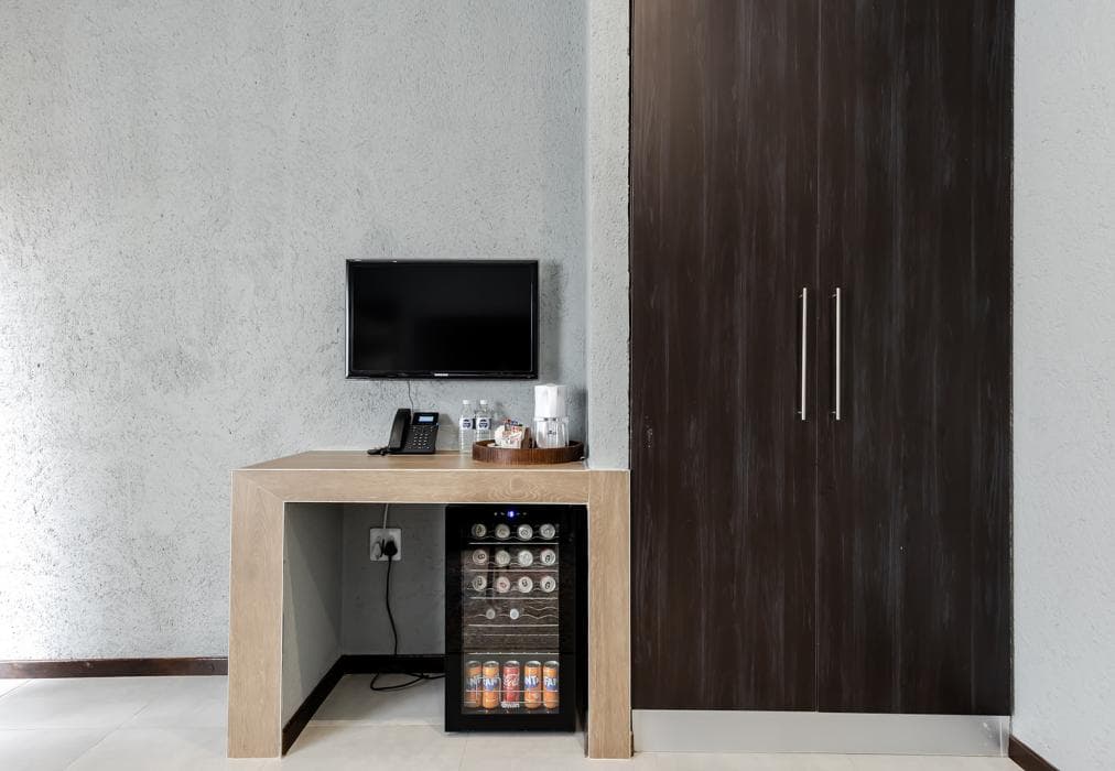 Point R40 Lodge  Self Catering