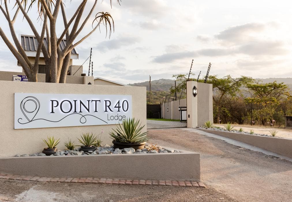 Point R40 Lodge  Self Catering