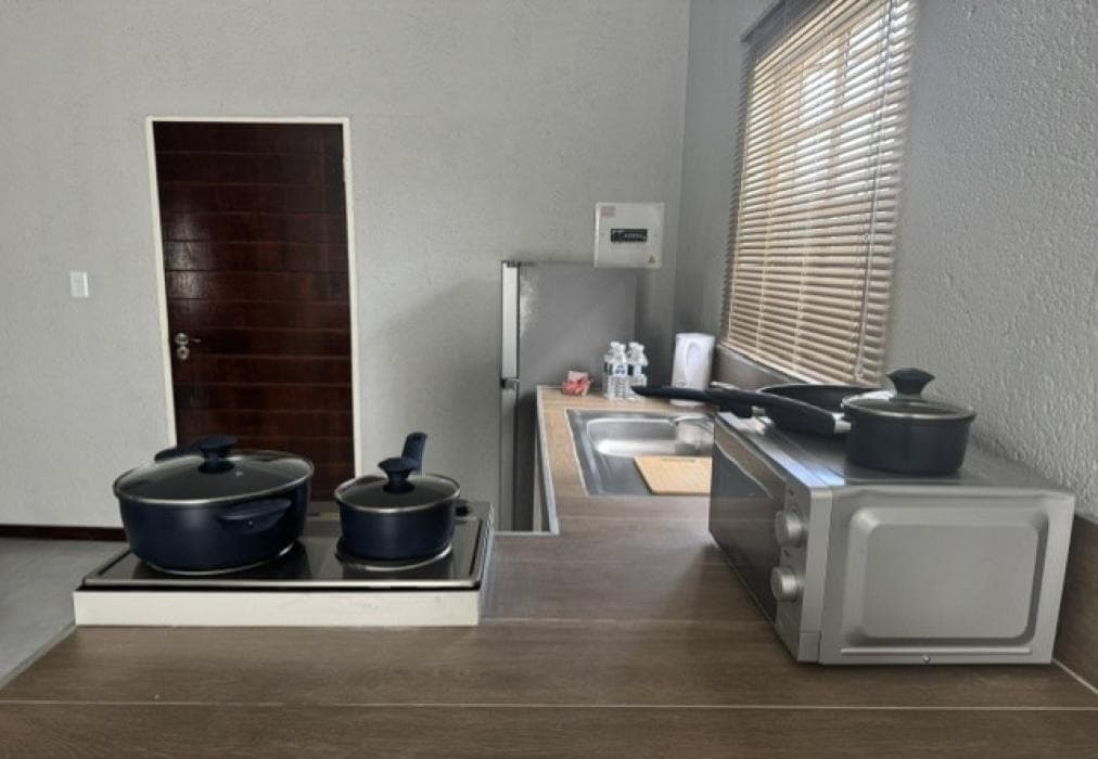 Point R40 Lodge  Self Catering