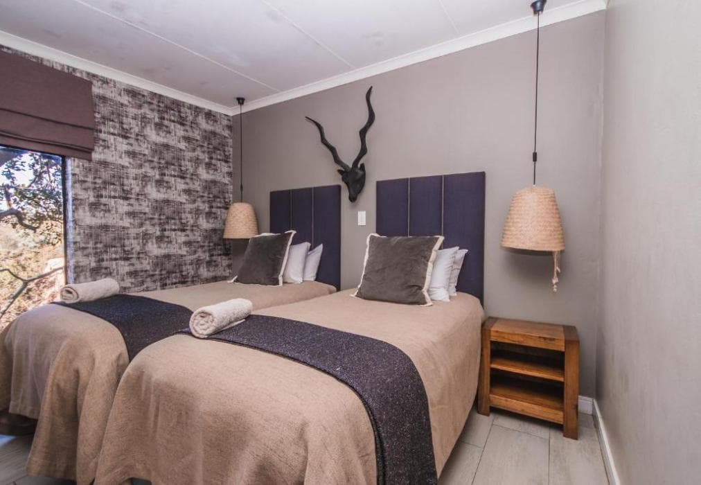 Thabela Thabeng Guest Farm