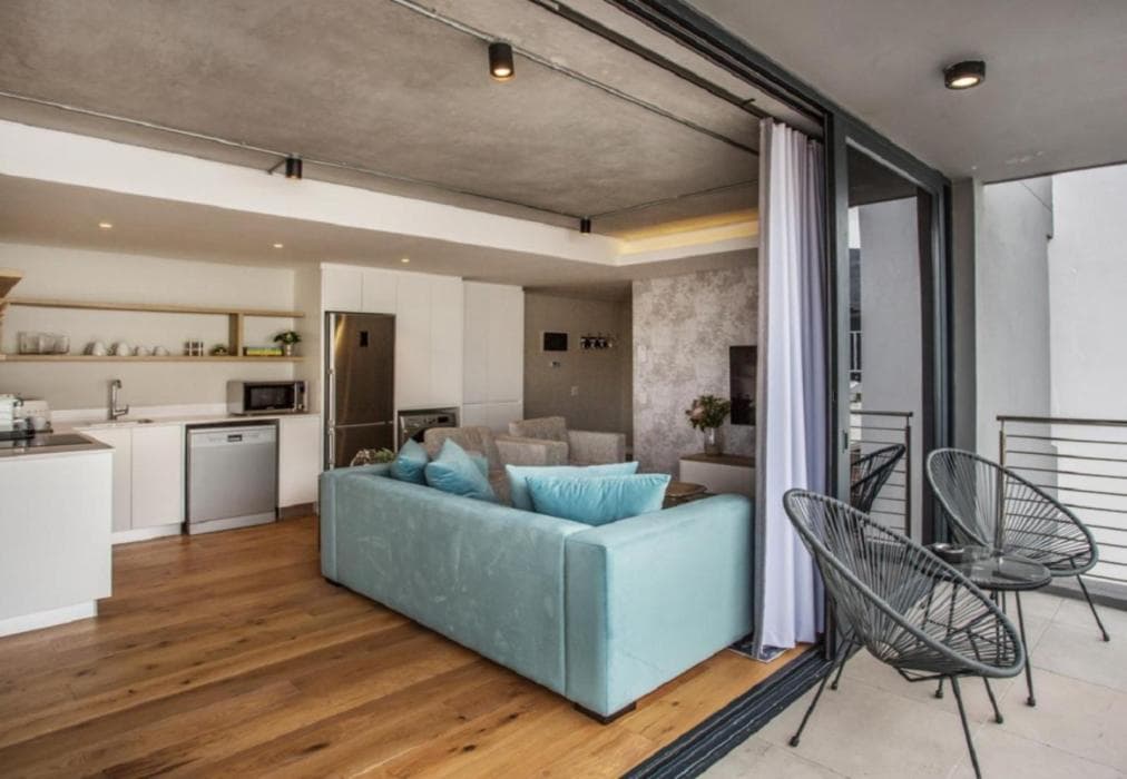 Two Bed Executive Apartments in Dockland