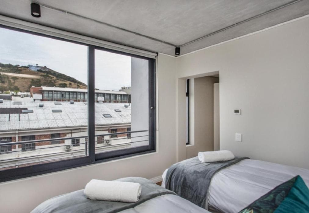 Two Bed Executive Apartments in Dockland