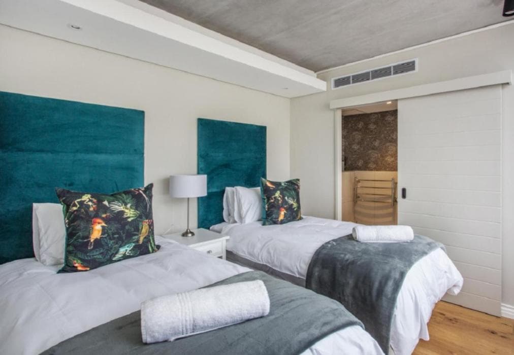 Two Bed Executive Apartments in Dockland