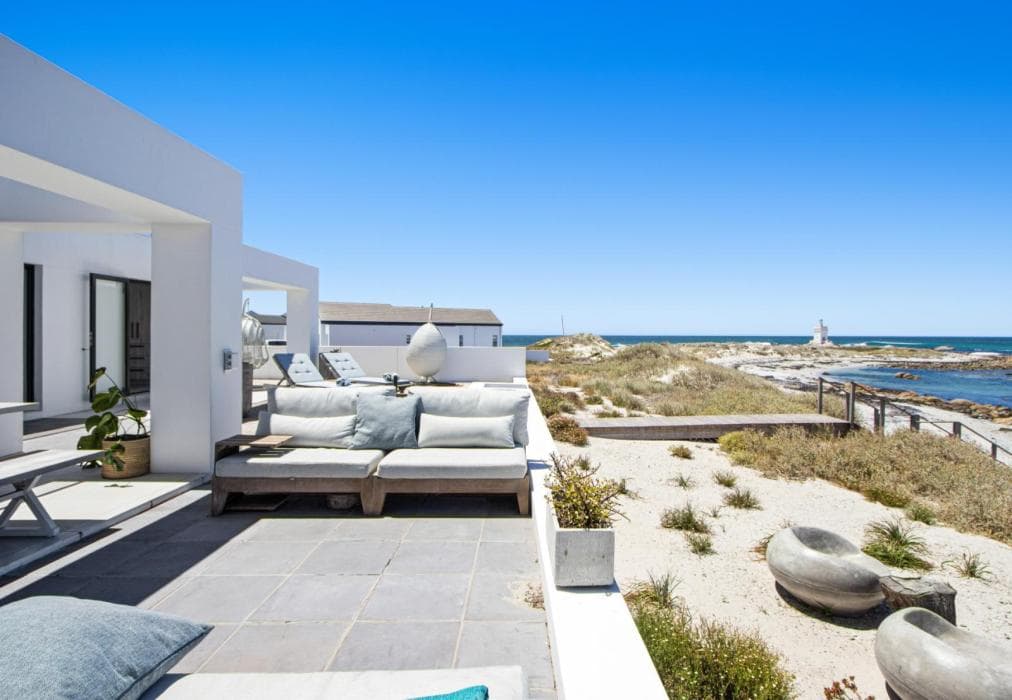 Shelley Point Beach Villa