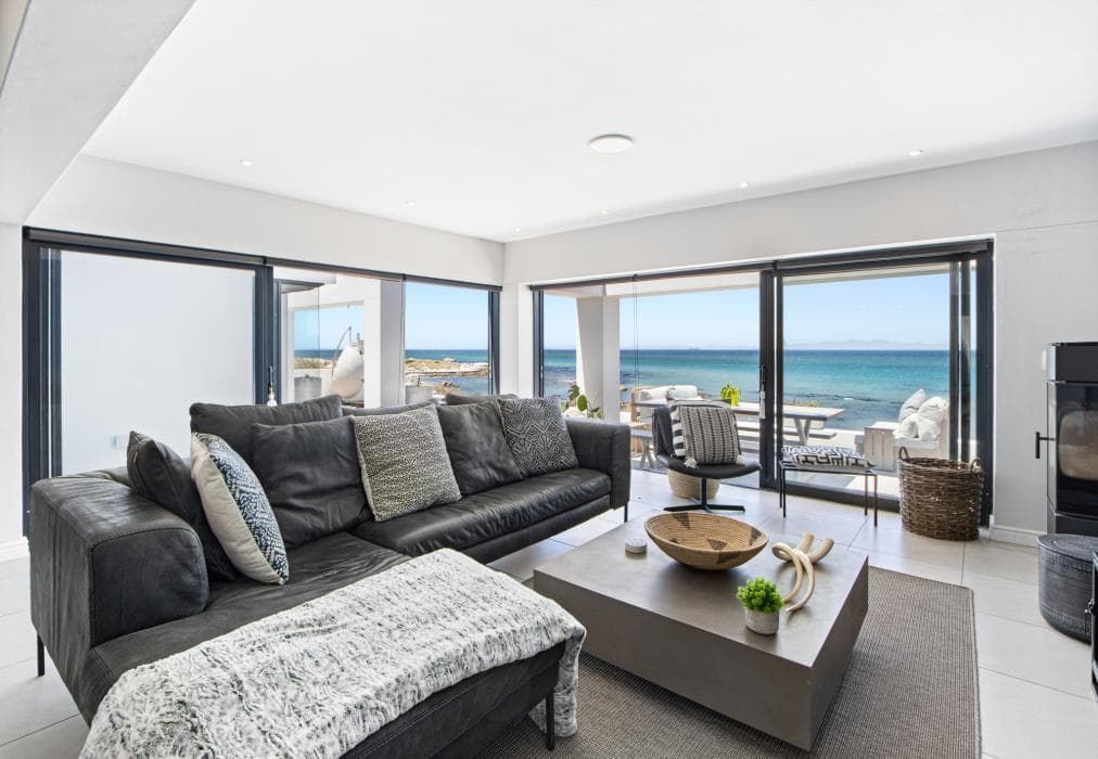 Shelley Point Beach Villa