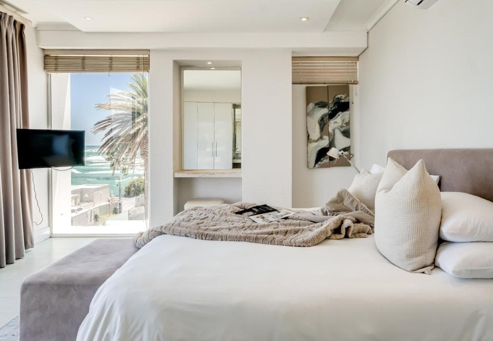 Sapphire Tide Retreat