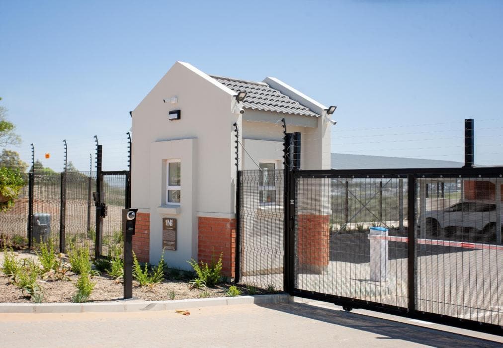 1 on York Townhouse 67