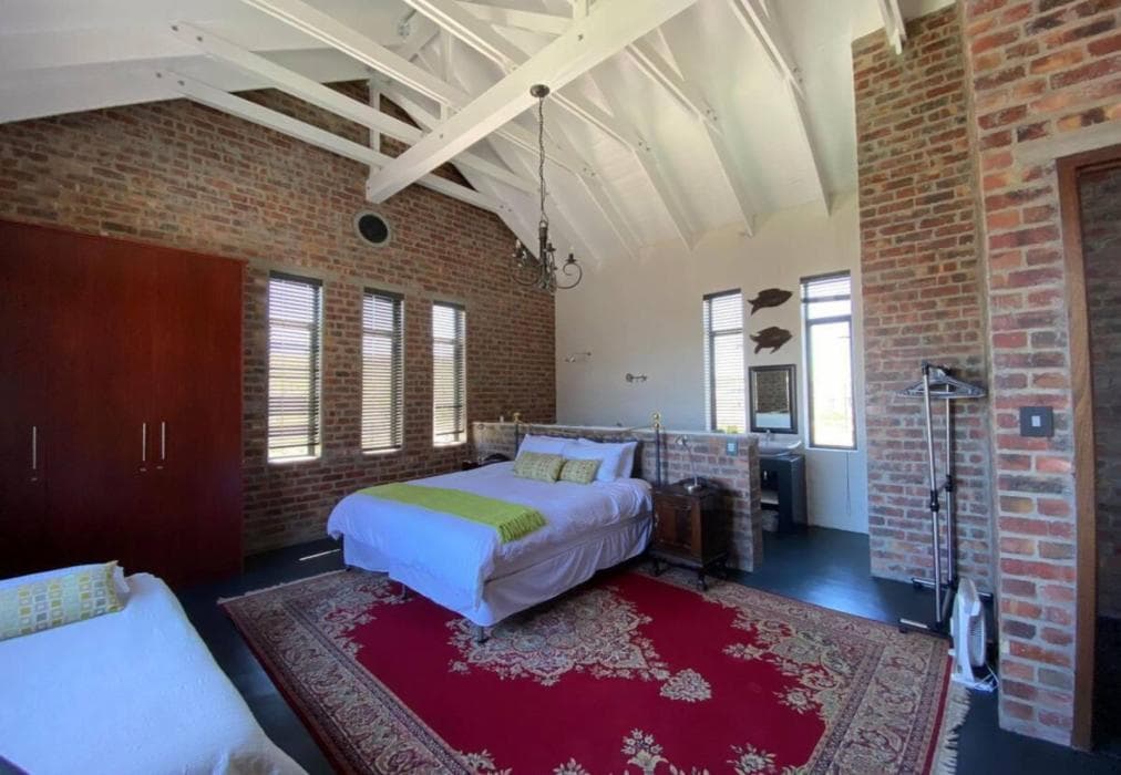 Bella Capensis and Stoepsit