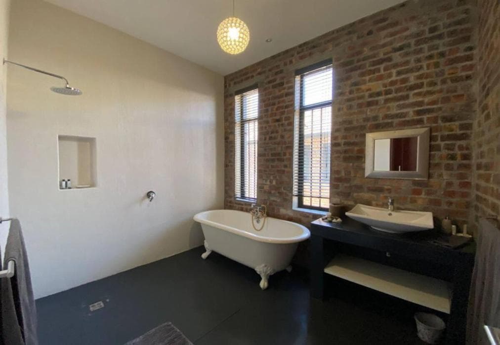 Bella Capensis and Stoepsit