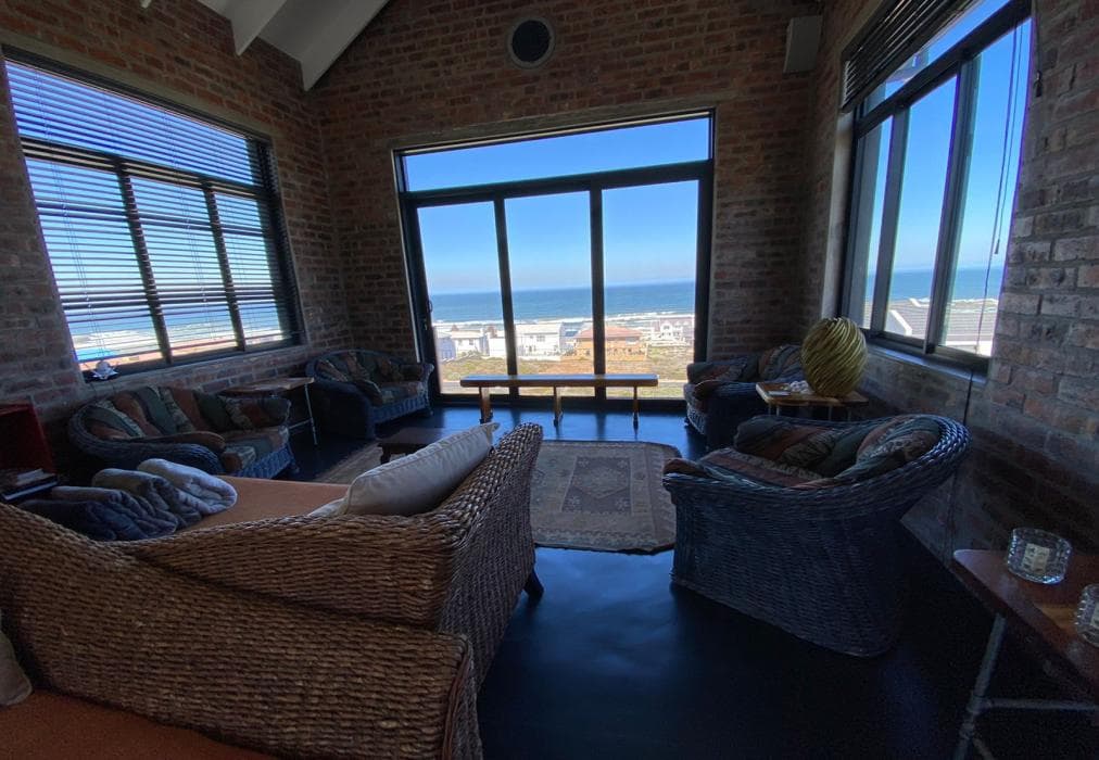 Bella Capensis and Stoepsit