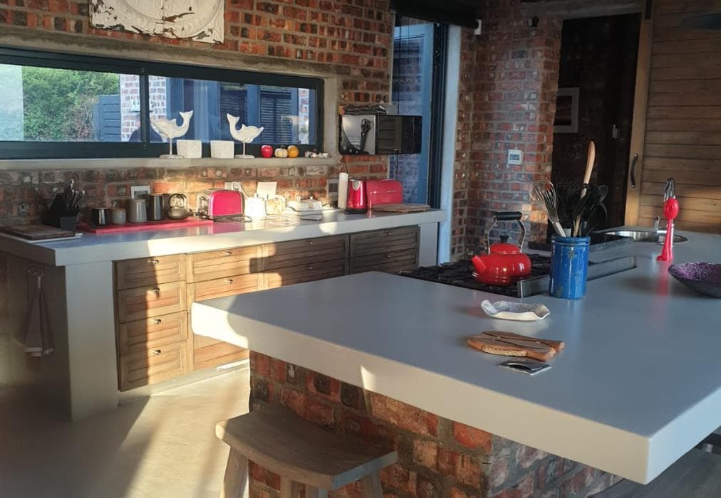 Bella Capensis and Stoepsit