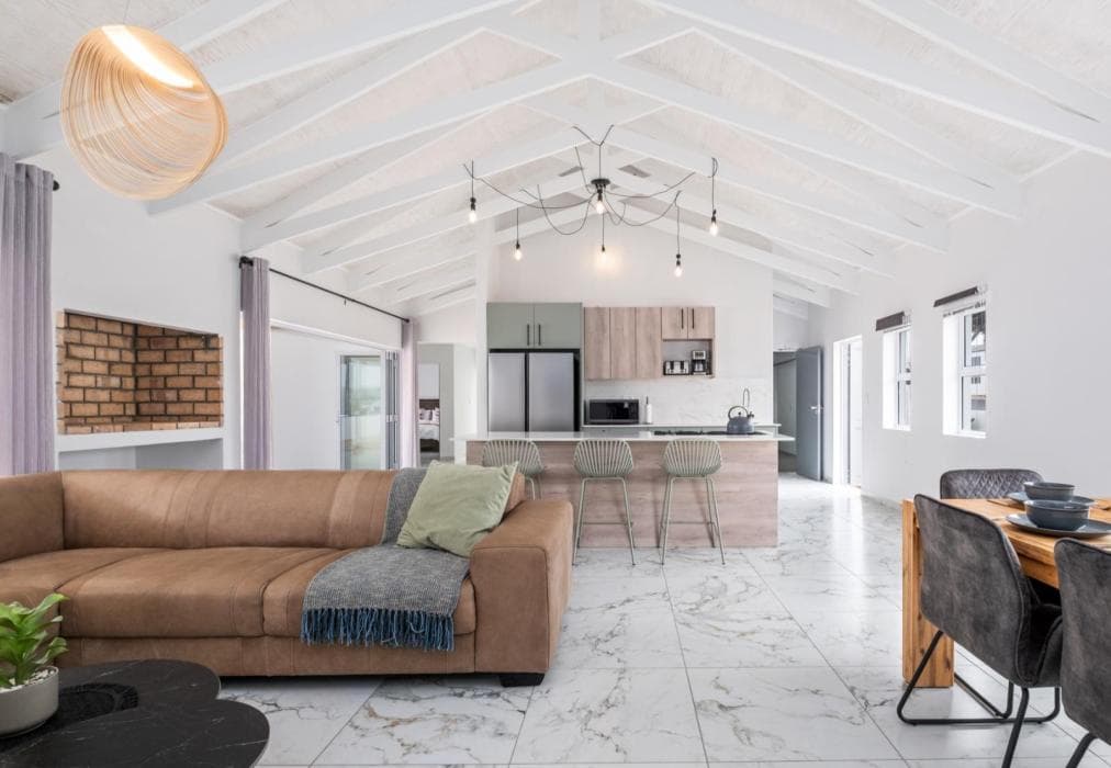 Sunlit Oasis Ocean and Golf Retreat