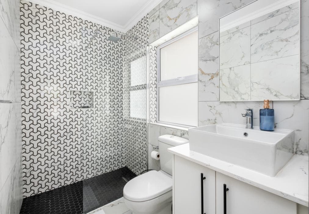 Sunlit Oasis Ocean and Golf Retreat