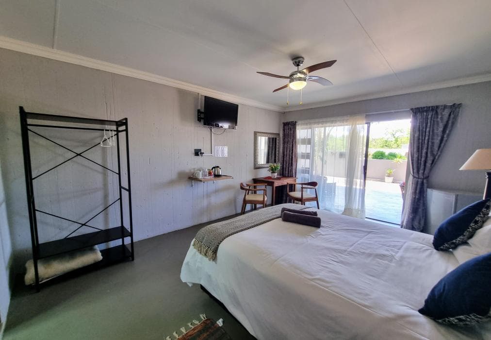 Kaleaba on the Riverside