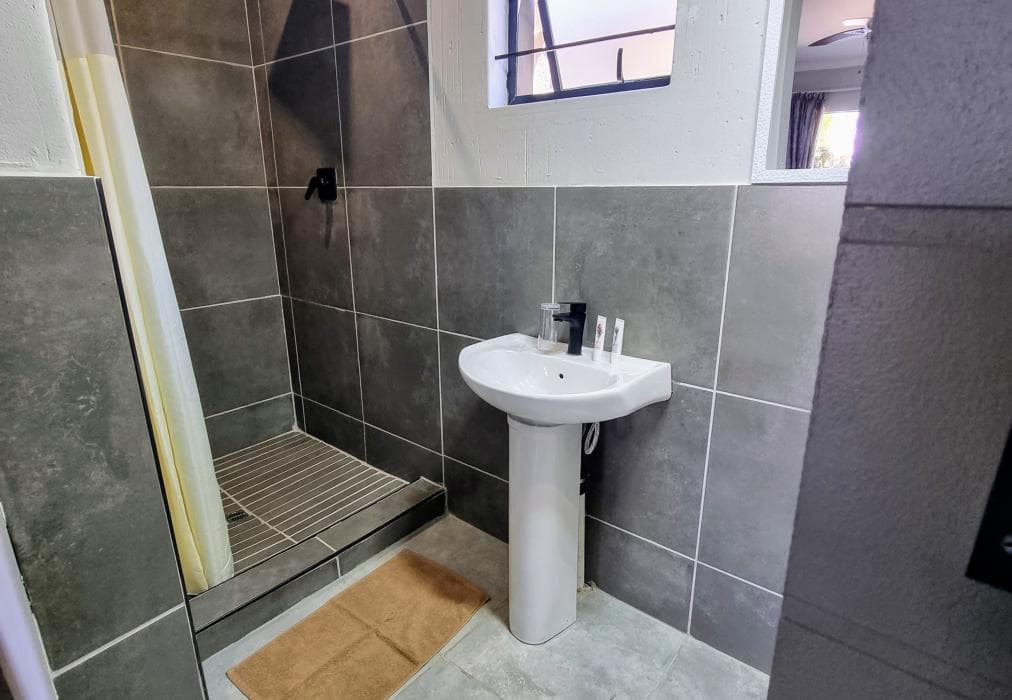 Kaleaba on the Riverside