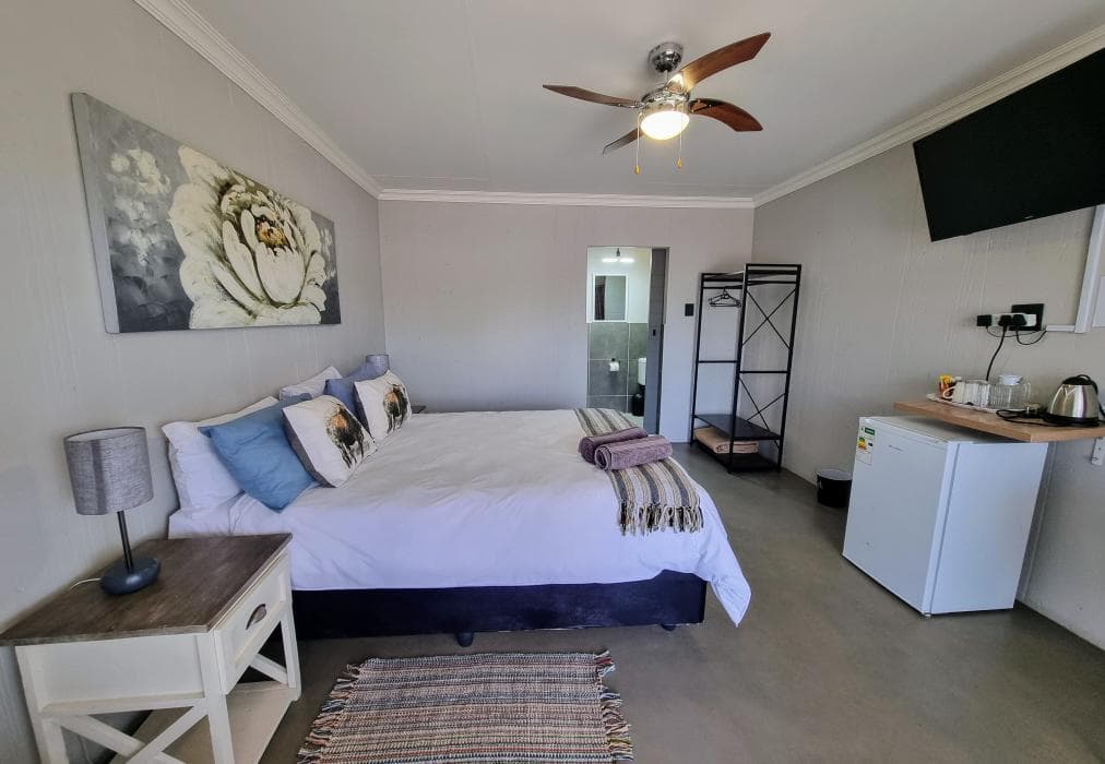 Kaleaba on the Riverside