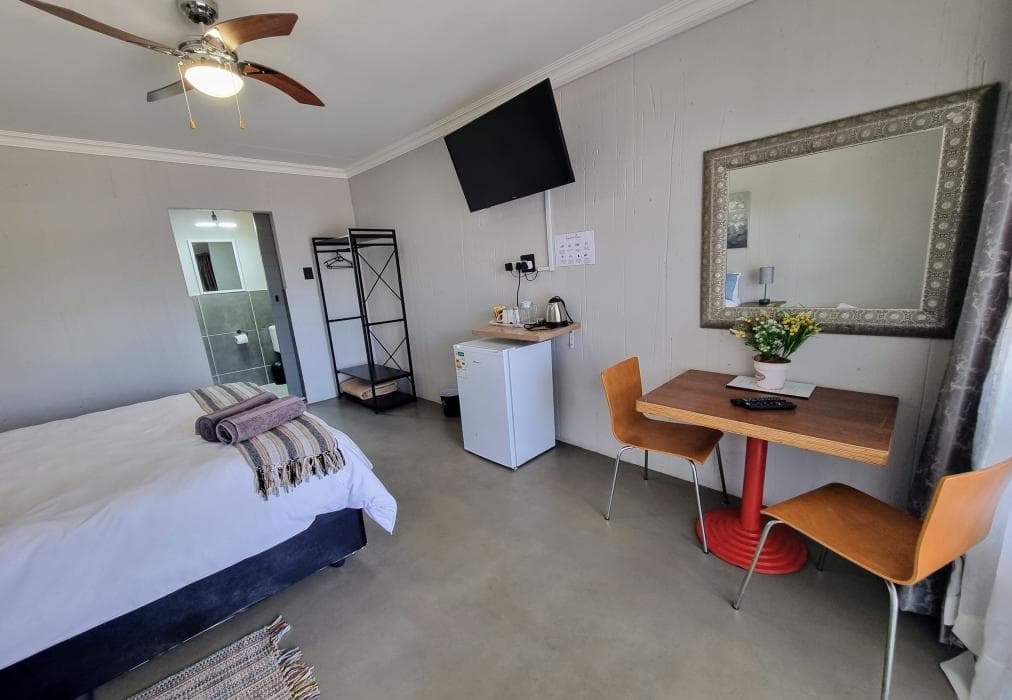 Kaleaba on the Riverside